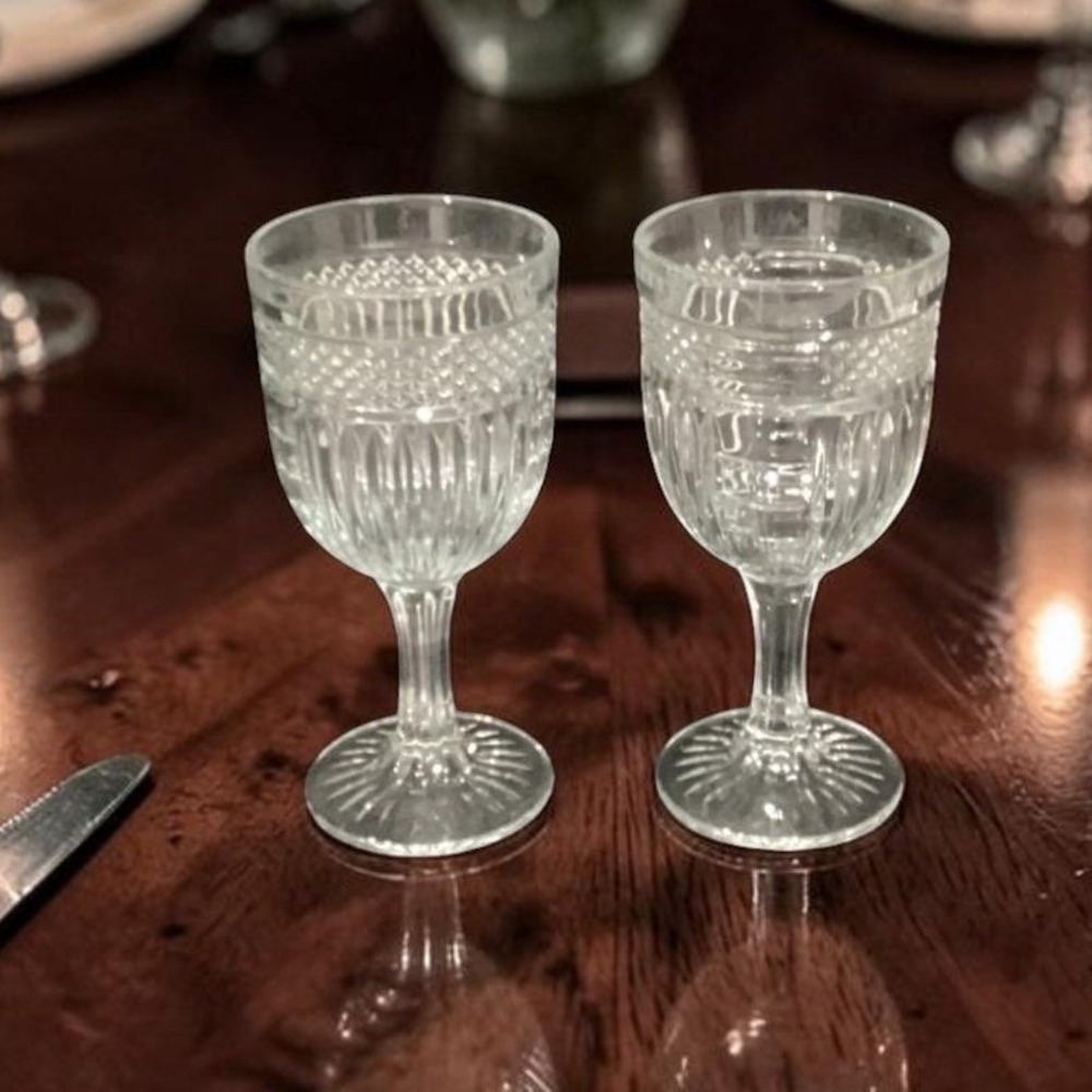Libbey Radiant Clear Wine Glasses, Set‎ of 2, Vintage Stemware, Water Goblets